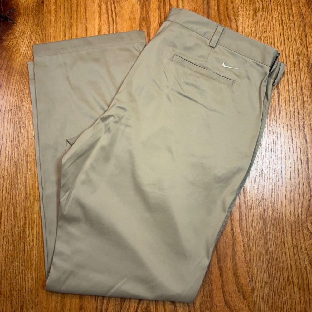 Nike Golf Pants Mens 40x32 Khaki Dri-FIT Flat Front Chino Trousers 472532-235